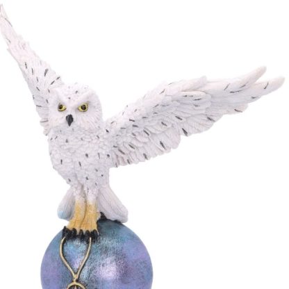 Magick Flight Owl Figurine close-up