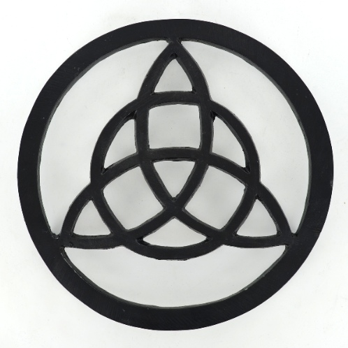 Triquetra Metal Trivet - The Quirky Celts